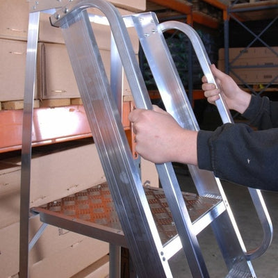 Aluminium Mobile Warehouse Steps – 5 to 8 Tread